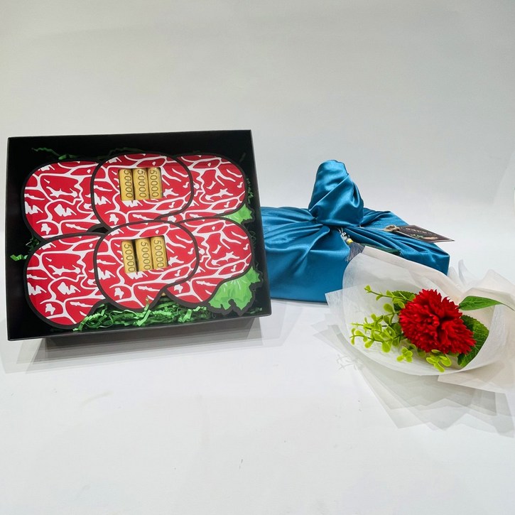 러블리팜 명품 용돈 선물 한우 + 보자기 + 태슬 + 비누꽃 한송이 카네이션 세트 4