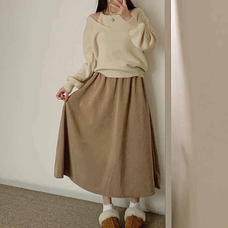 어나더뷰 2350 5컬러 모먼트 코듀로이 밍크 플레어 롱 스커트 밴딩 A라인 스판 골지 퍼 기모 융털 벨벳 골덴 겨울 치마 어나더뷰 2350 5컬러 모먼트 코듀로이 밍크 플레어 롱 스커트 밴딩 A라인 스판 골지 퍼 기모 융털 벨벳 골덴 겨울 치마