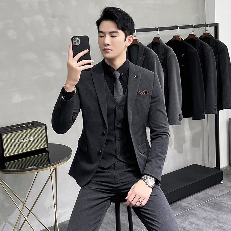 Enyofe 남성용 투버튼 캐주얼 쓰리피스 정장세트 수트세트 재킷조끼바지 봄여름 면접 결혼식 하객 세트 3컬러