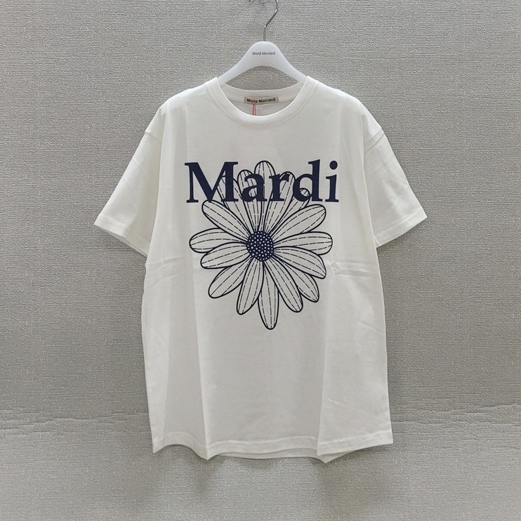 국내정품 마르디메크르디 TSHIRT FLOWERMARDI반팔 티셔츠화이트 네이비 국내정품 마르디메크르디 TSHIRT FLOWERMARDI반팔 티셔츠화이트 네이비