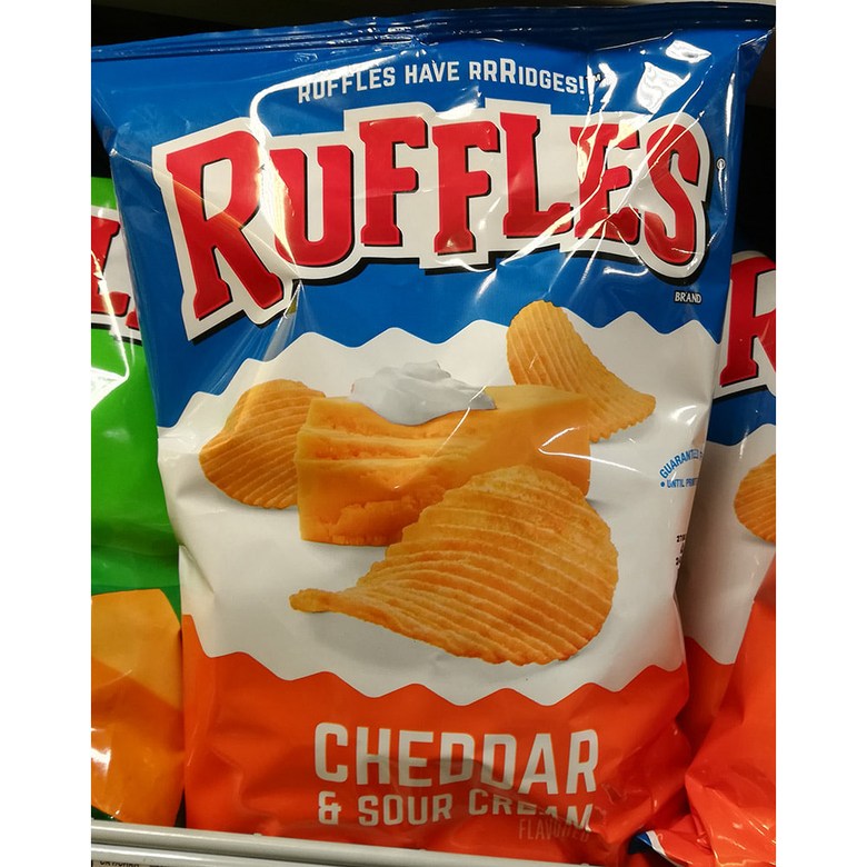 Ruffles Cheddar & sour cream chips 러플스 체다 사우어 크림 칩 8.5oz(240g) 4팩, 8